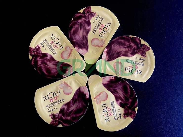 Produtos para cuidados com o cabelo e embalagem