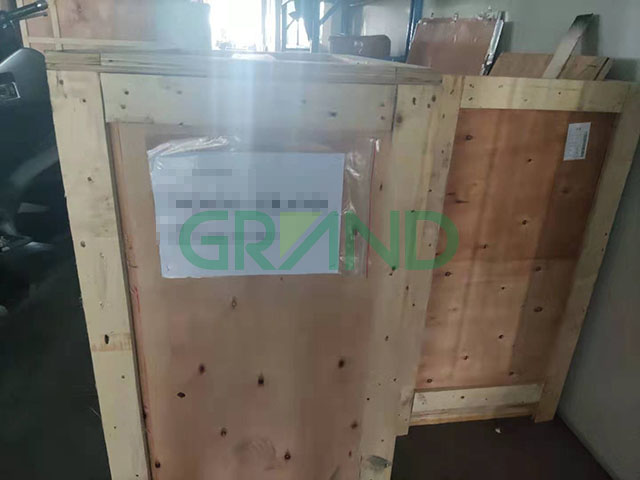 O resfriador de &aacute;gua como acess&oacute;rio para a m&aacute;quina principal