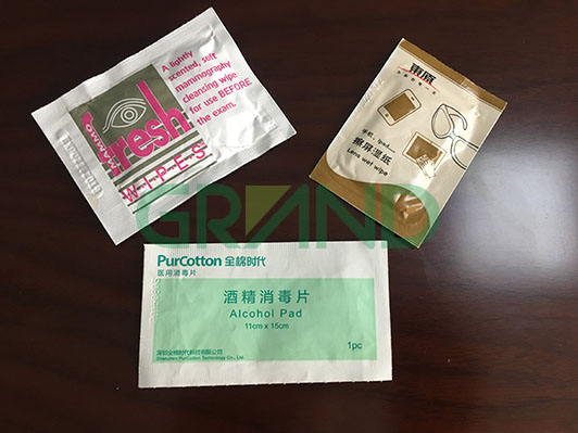 amostra de m&aacute;quina de embalagem de tecidos &uacute;midos