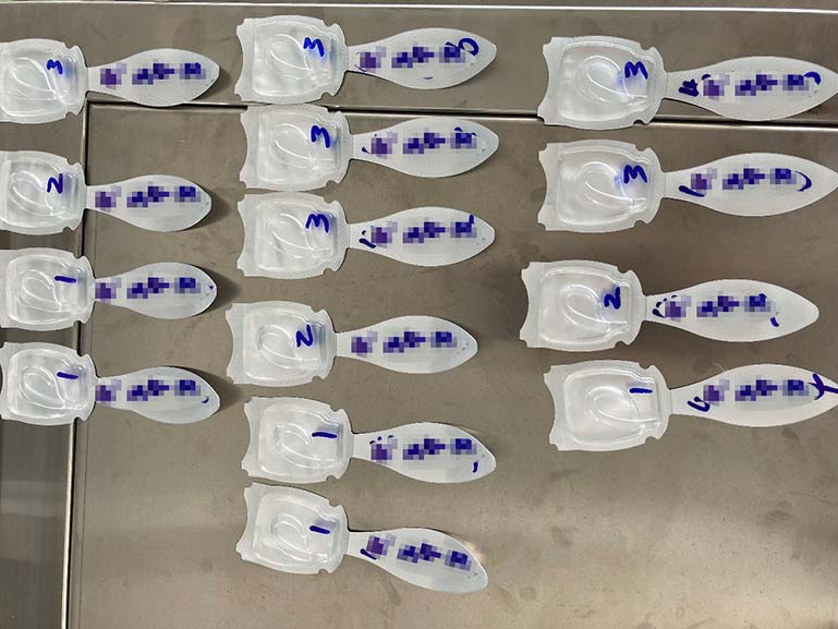 Teste de pacote de perfume mono dose